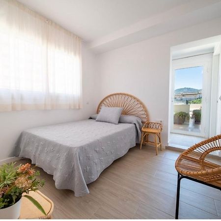 M A R I V E N T Suite With Bathroom And Terrace 50 M2 罗萨斯 外观 照片