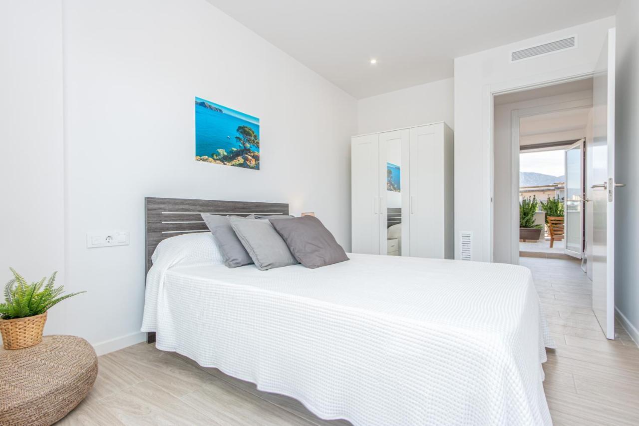 M A R I V E N T Suite With Bathroom And Terrace 50 M2 罗萨斯 外观 照片