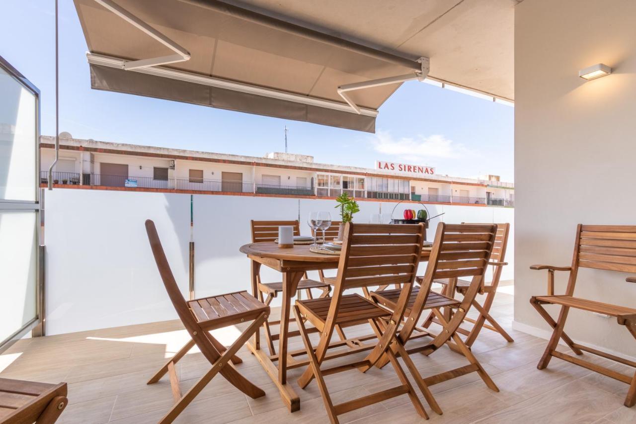 M A R I V E N T Suite With Bathroom And Terrace 50 M2 罗萨斯 外观 照片