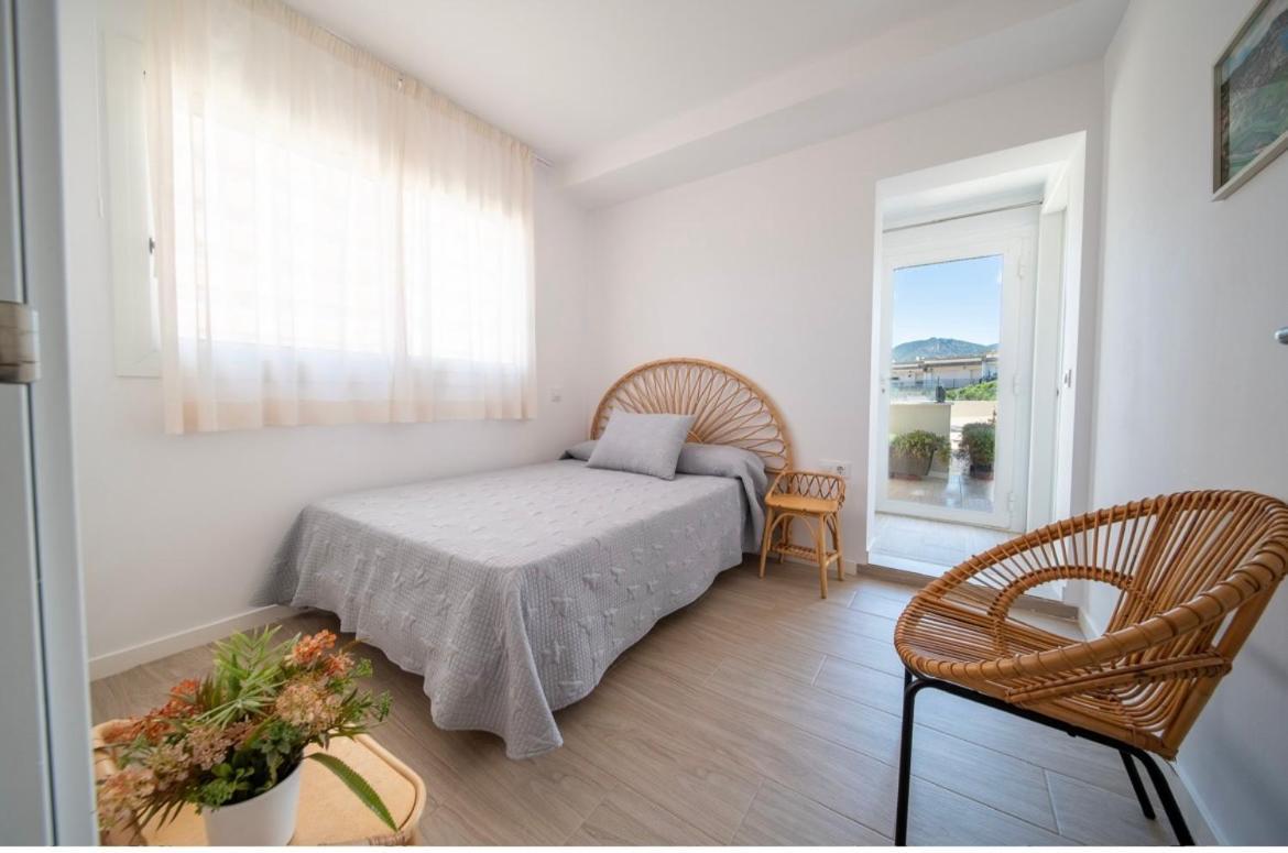 M A R I V E N T Suite With Bathroom And Terrace 50 M2 罗萨斯 外观 照片